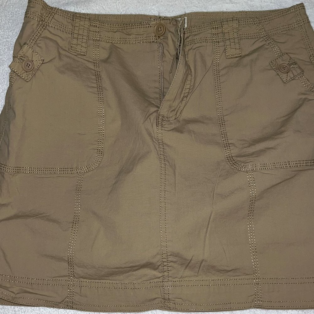 St. John's Bay Khaki Skort Size 10